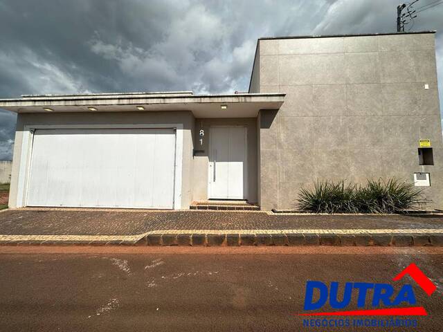 #48 - Casa para Venda em Ituiutaba - MG