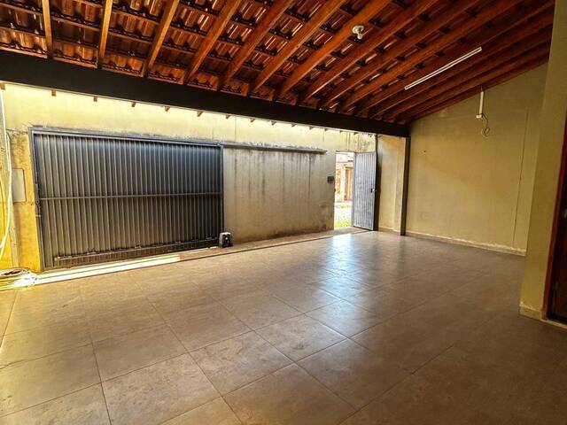 #72 - Casa para Venda em Ituiutaba - MG