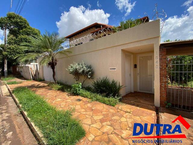 #84 - Casa para Venda em Ituiutaba - MG