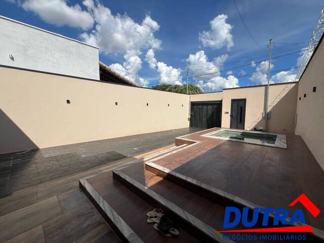 #88 - Casa para Venda em Ituiutaba - MG