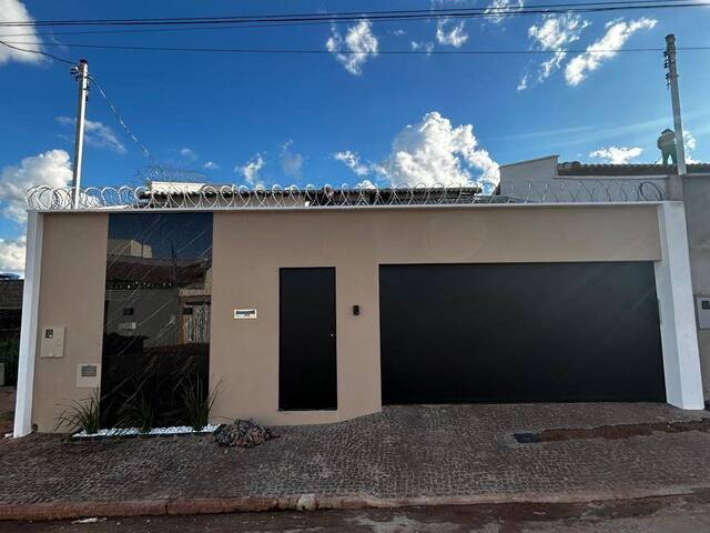 #93 - Casa para Venda em Ituiutaba - MG