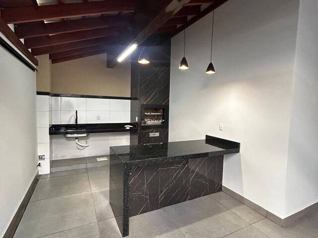 #93 - Casa para Venda em Ituiutaba - MG