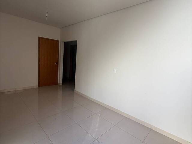 #95 - Casa para Venda em Ituiutaba - MG