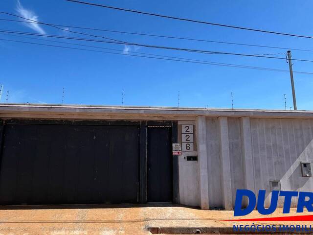 #107 - Casa para Venda em Ituiutaba - MG