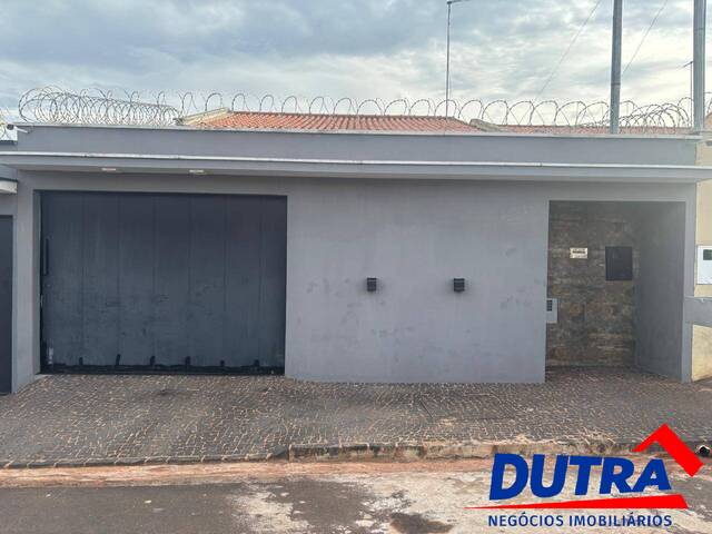 #109 - Casa para Venda em Ituiutaba - MG