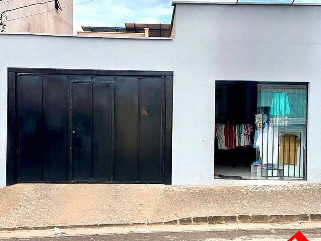 #110 - Casa para Venda em Ituiutaba - MG