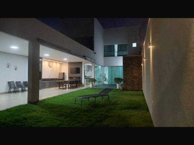 #112 - Casa para Venda em Ituiutaba - MG