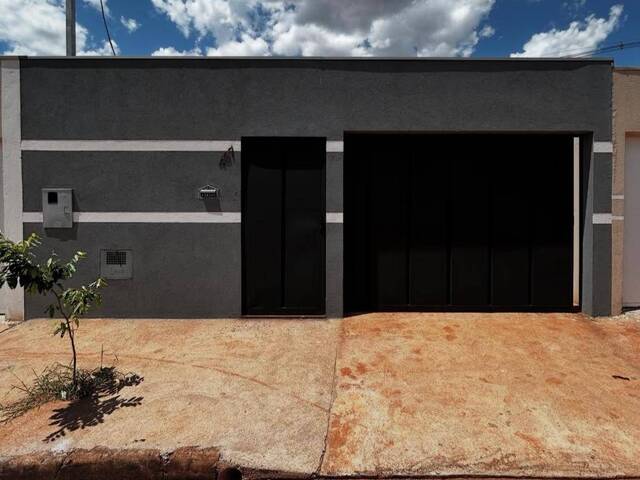 #114 - Casa para Venda em Ituiutaba - MG