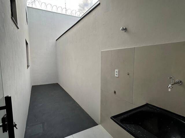 #123 - Casa para Venda em Ituiutaba - MG