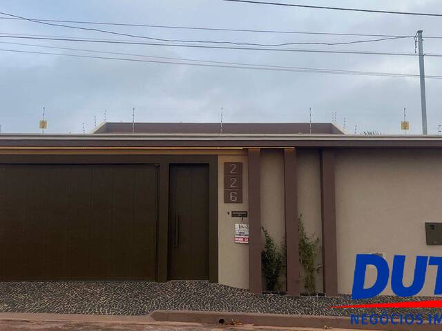 #124 - Casa para Venda em Ituiutaba - MG