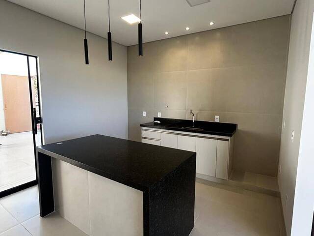 #135 - Casa para Venda em Ituiutaba - MG