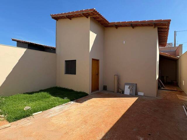 #141 - Casa para Venda em Ituiutaba - MG