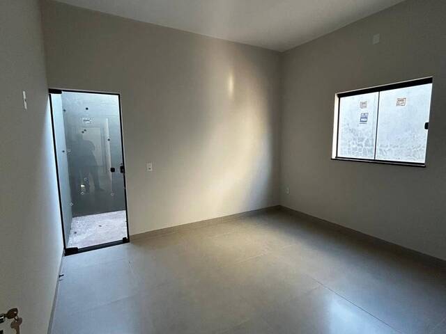 Casa para Venda em Ituiutaba - 3