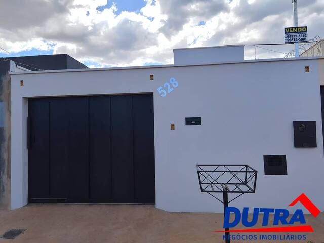 #153 - Casa para Venda em Ituiutaba - MG