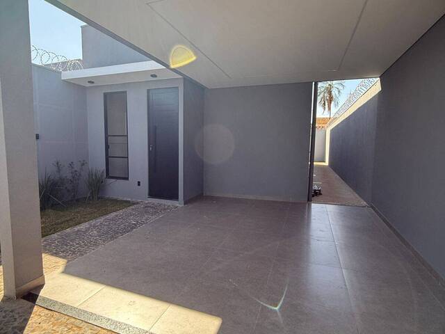 #155 - Casa para Venda em Ituiutaba - MG