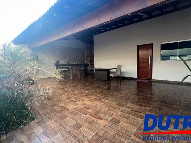 #162 - Casa para Venda em Ituiutaba - MG