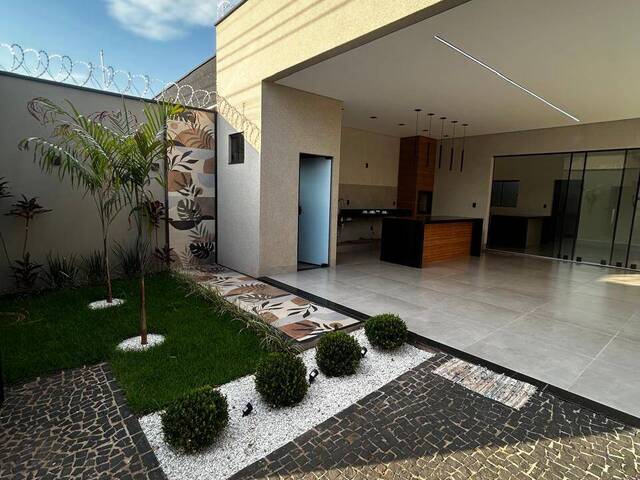 Casa para Venda em Ituiutaba - 5