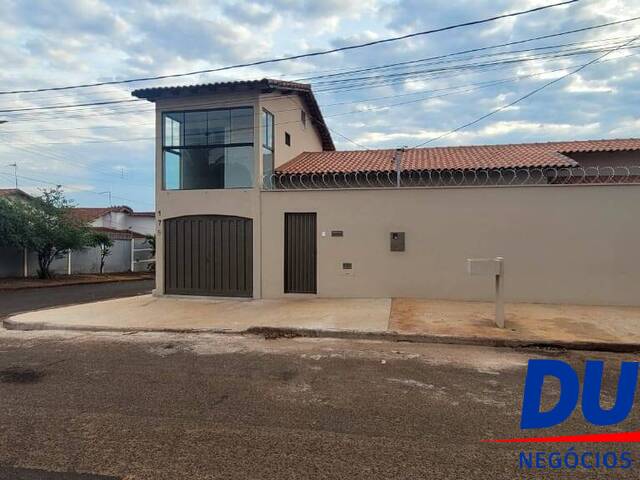 #169 - Casa para Venda em Ituiutaba - MG