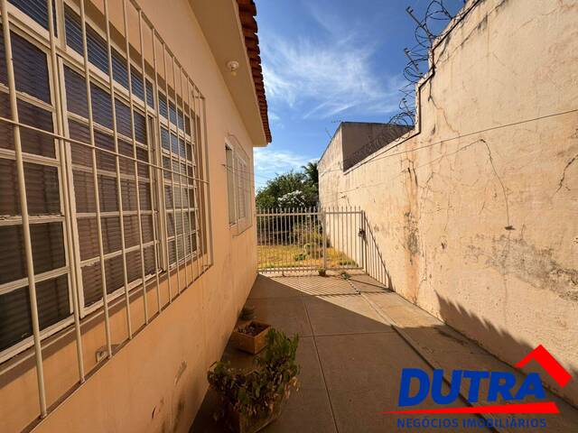 #175 - Casa para Venda em Ituiutaba - MG