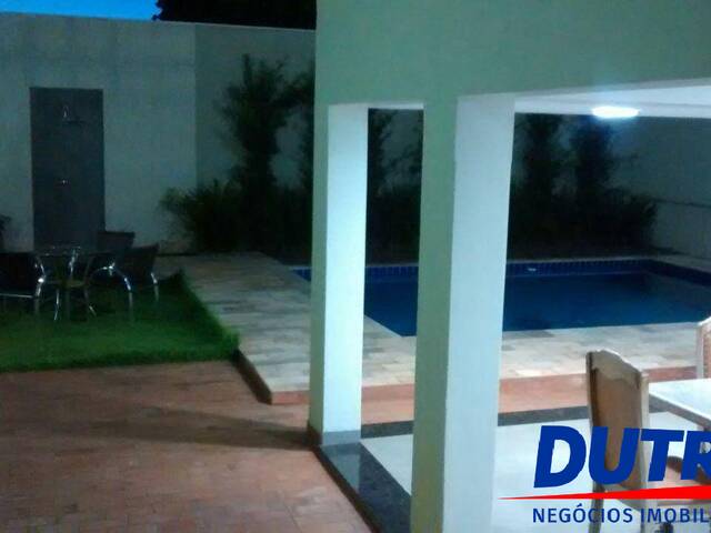 #176 - Casa para Venda em Ituiutaba - MG