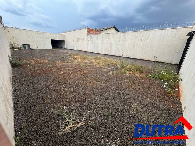 #177 - Sala para Venda em Ituiutaba - MG