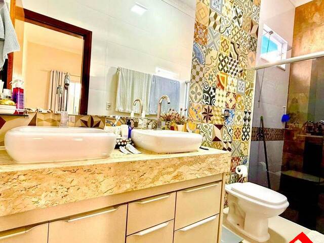 Casa para Venda em Ituiutaba - 5