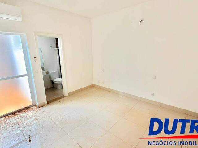 Apartamento para Venda em Ituiutaba - 4