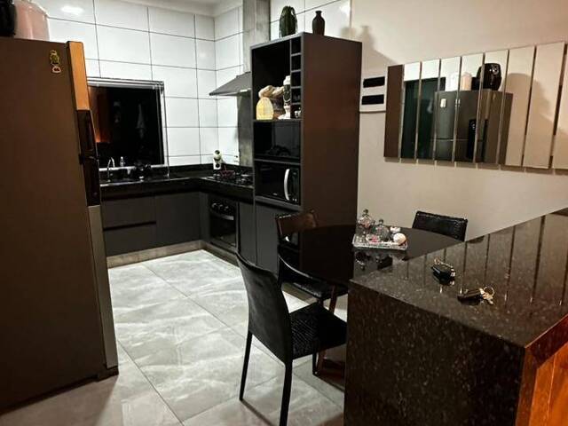 Apartamento para Venda em Ituiutaba - 4