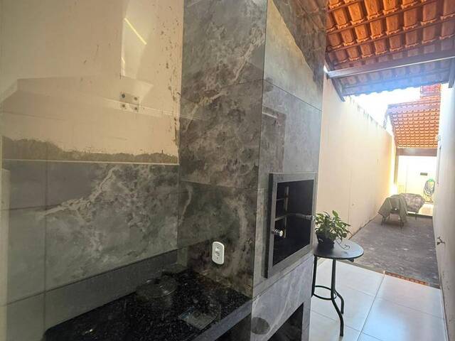 Casa para Venda em Ituiutaba - 3