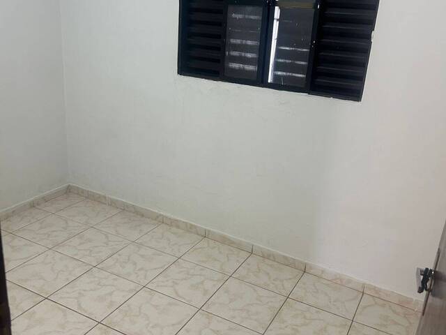 Casa para Venda em Ituiutaba - 3