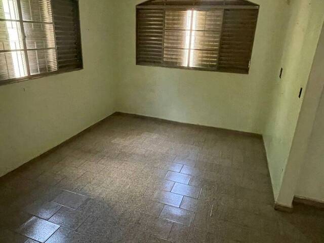 Casa para Venda em Ituiutaba - 4