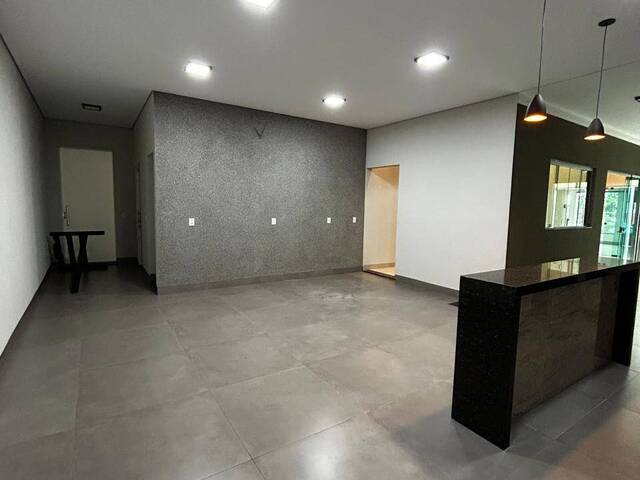 Casa para Venda em Ituiutaba - 5