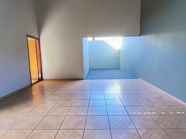 Casa para Venda em Ituiutaba - 3