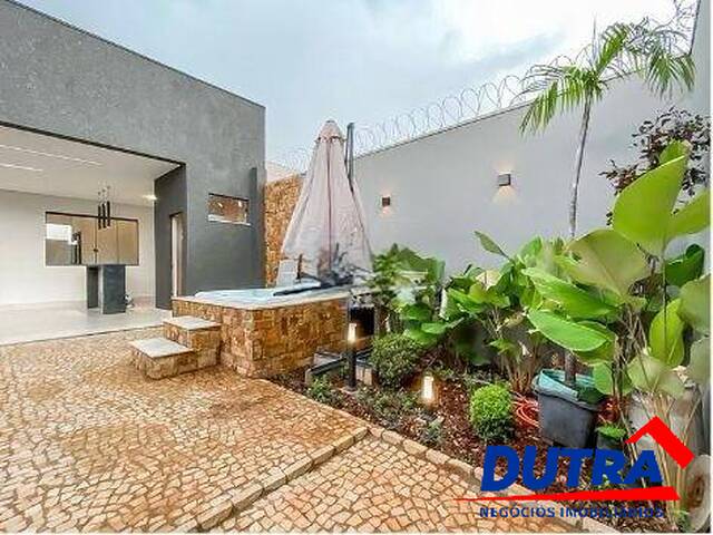 Casa para Venda em Ituiutaba - 3