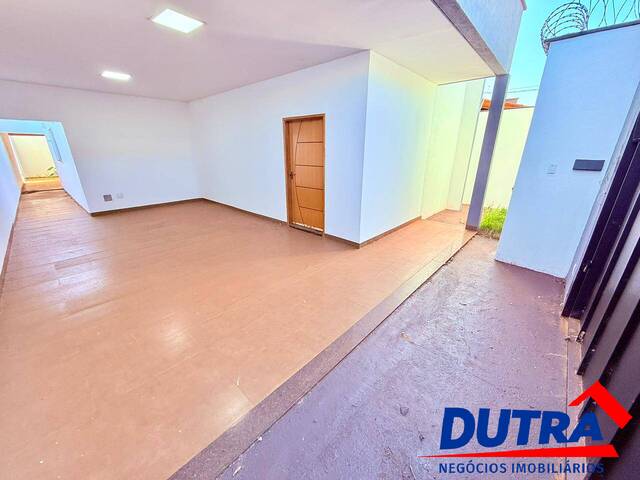 Casa para Locação em Ituiutaba - 3