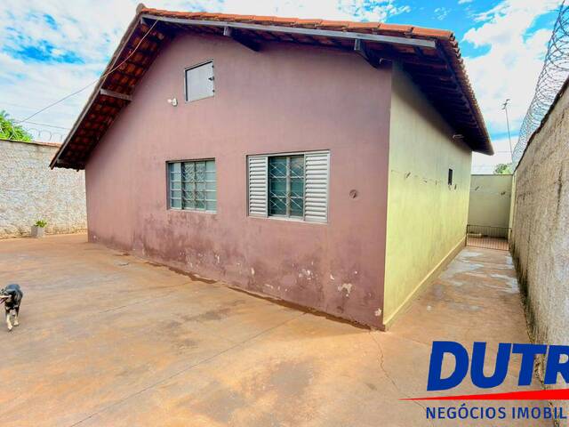 Casa para Venda em Ituiutaba - 3