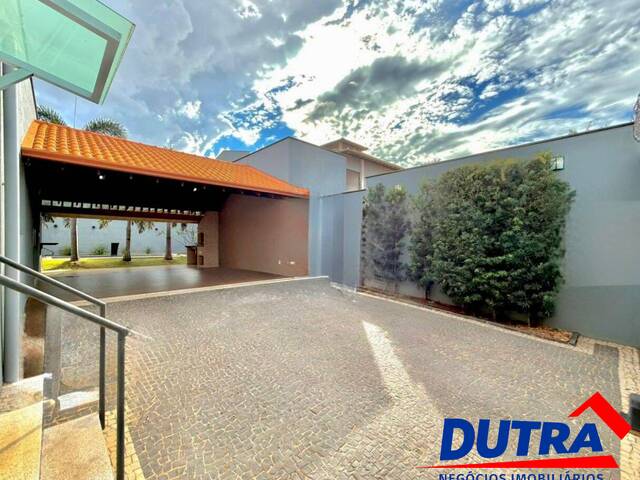 Casa para Venda em Ituiutaba - 2