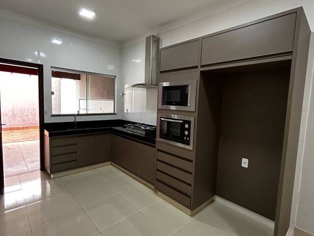 Casa para Venda em Ituiutaba - 5