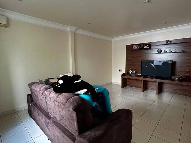 Casa para Venda em Ituiutaba - 5