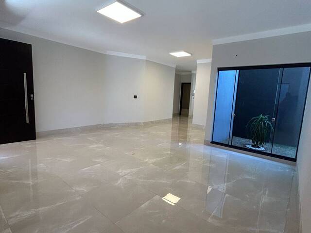 Casa para Venda em Ituiutaba - 5