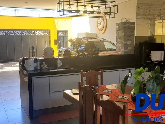 Casa para Venda em Ituiutaba - 4