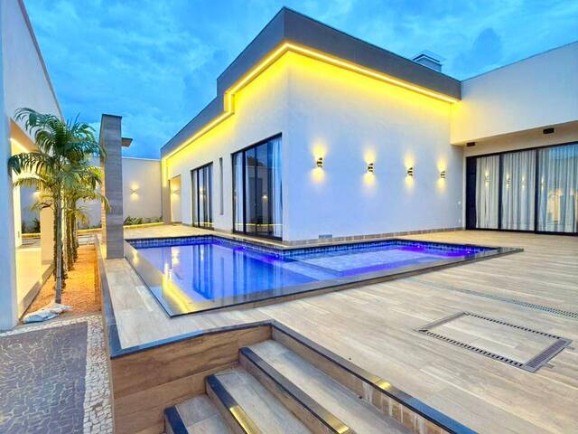 Casa para Venda em Ituiutaba - 5