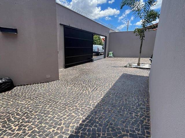 Casa para Venda em Ituiutaba - 3