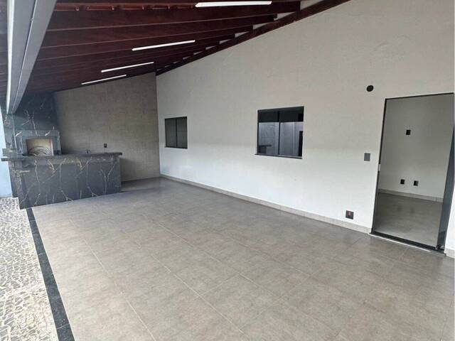 Casa para Venda em Ituiutaba - 3