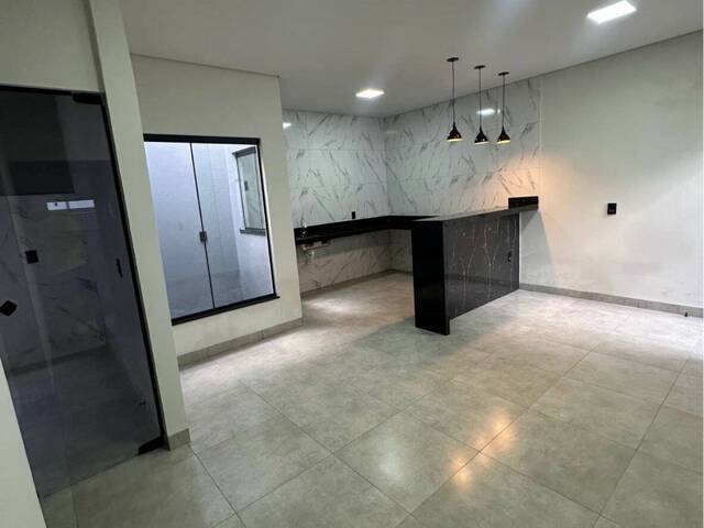 Casa para Venda em Ituiutaba - 5