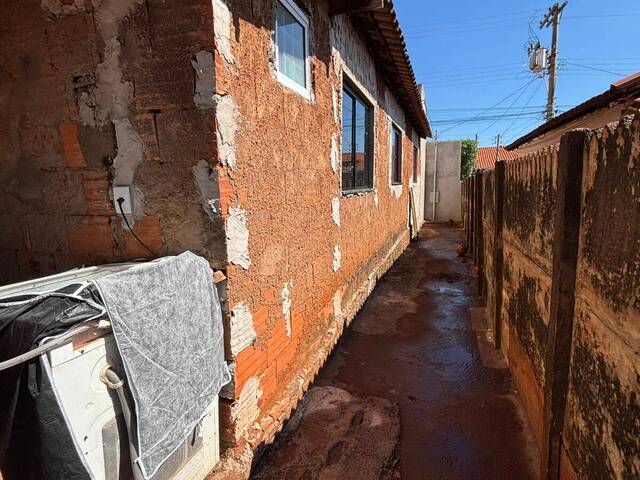 #254 - Casa para Venda em Ituiutaba - MG