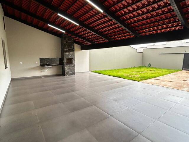 #260 - Casa para Venda em Ituiutaba - MG