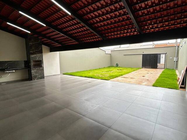 #260 - Casa para Venda em Ituiutaba - MG