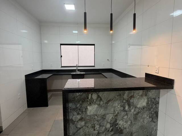 #261 - Casa para Venda em Ituiutaba - MG