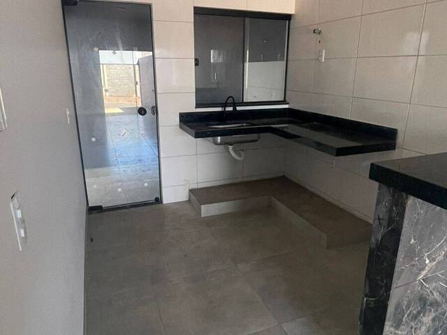 Casa para Venda em Ituiutaba - 3